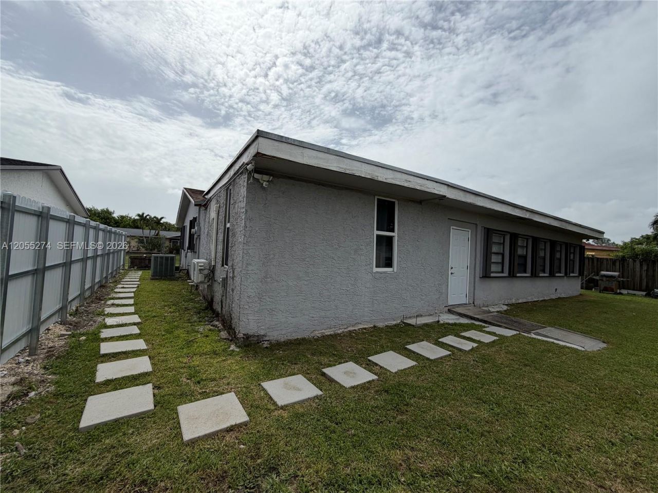 26162 SW 123rd Pl , Unit Rear, Homestead, FL 33032 Photo