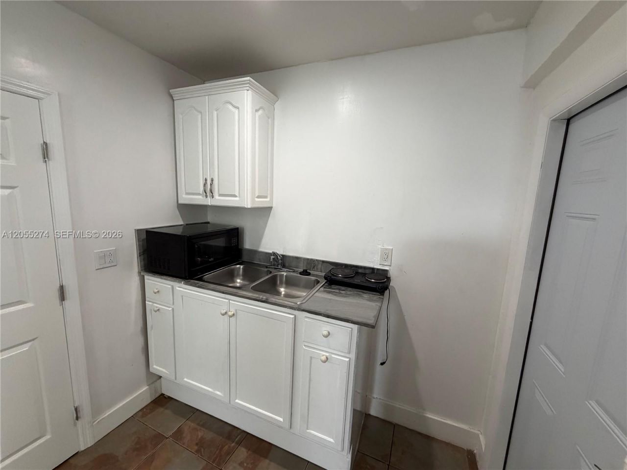 26162 SW 123rd Pl , Unit Rear, Homestead, FL 33032 Photo