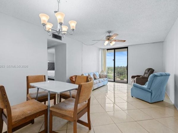 920 NE 169th St, Unit 617, North Miami Beach, FL 33162