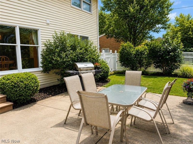 761 Highland Avenue, Wadsworth, OH 44281 Photo 3