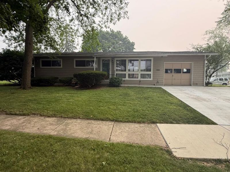 1277 Cherry Tree Court, Maumee, OH 43537 Photo 1