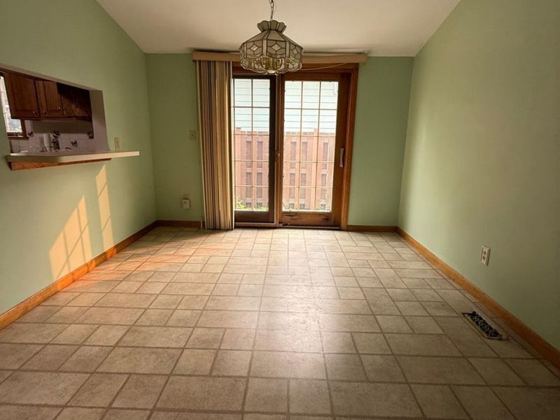1277 Cherry Tree Court, Maumee, OH 43537 Photo 7