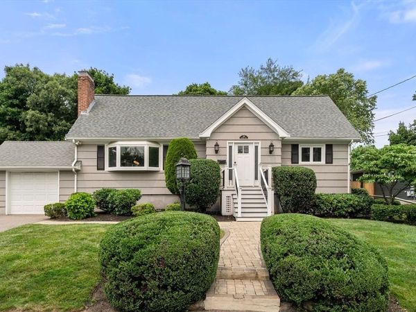 150 Woodbine Circle, Needham, MA 02494