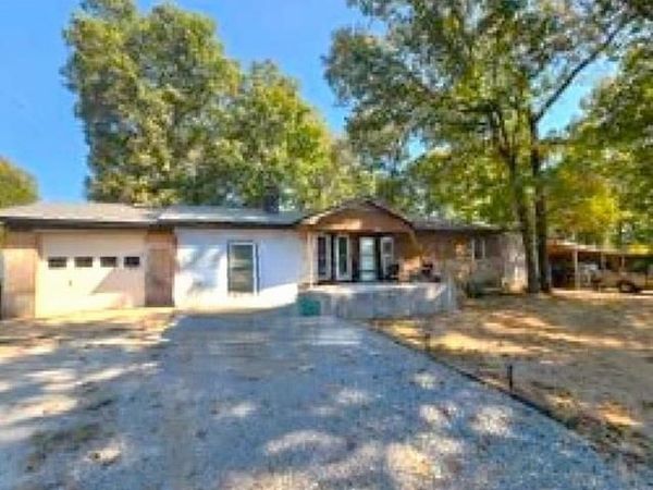 135 Levisy Flat Cem Road, Mountain View, AR 72560