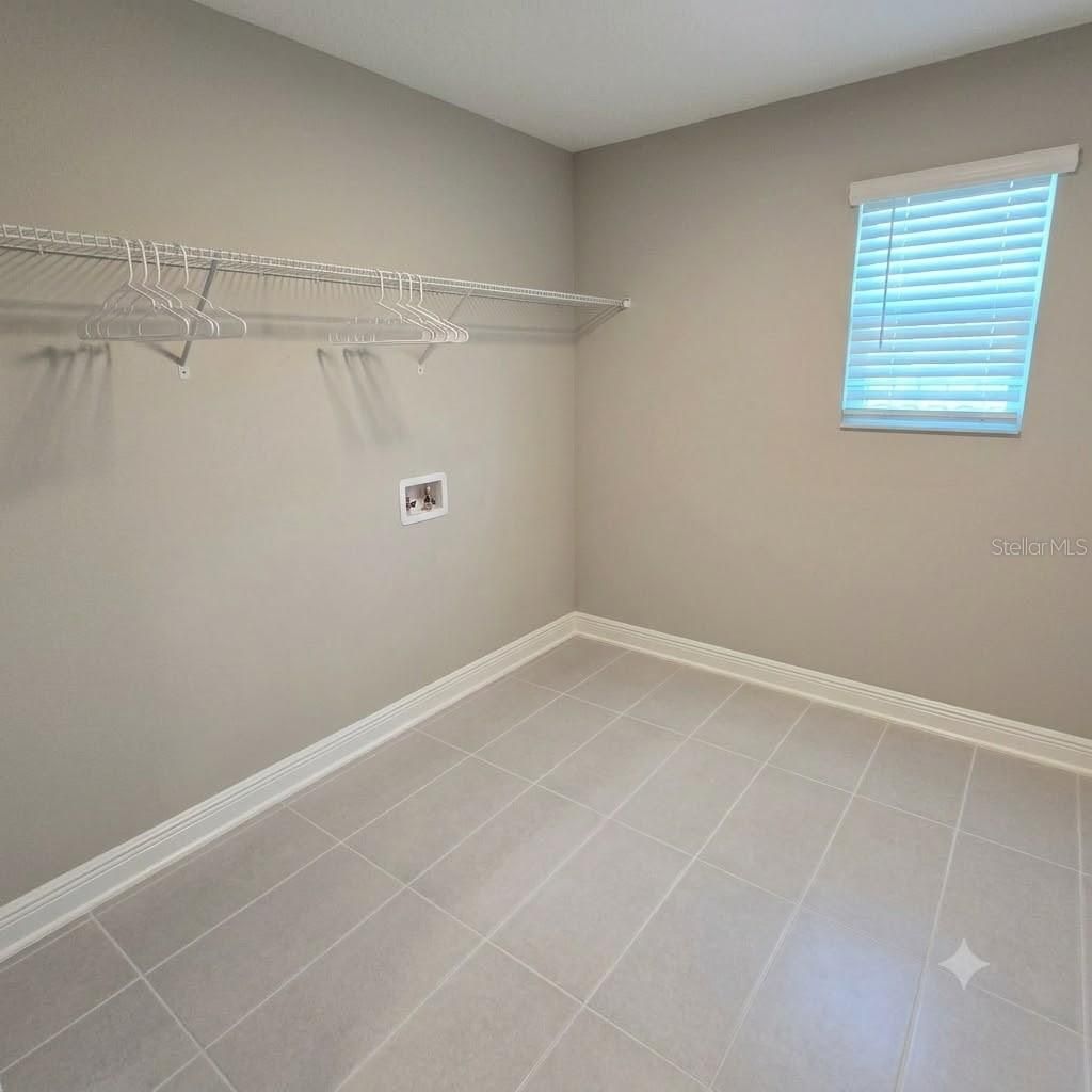 1952 Drummond Point , Wesley Chapel, FL 33543 Photo