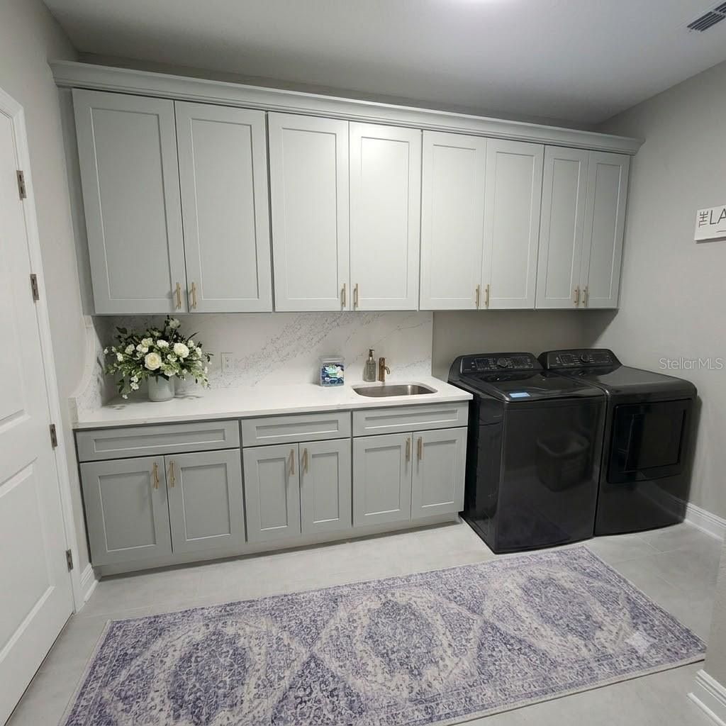 1952 Drummond Point , Wesley Chapel, FL 33543 Photo