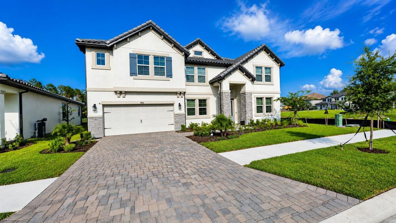 1952 Drummond Point , Wesley Chapel, FL 33543 Photo