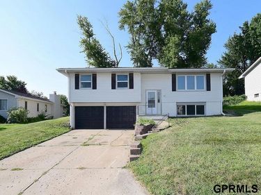14935 L Street, Omaha, NE 68137