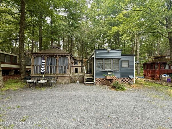 170 Cabellero Course , Covington Twp, PA 18424