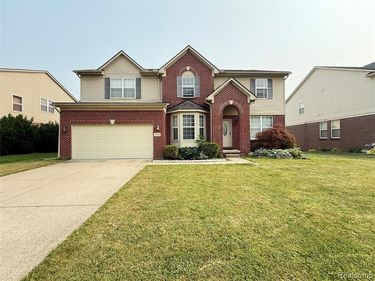 15584 Timbers Edge Drive, Clinton Twp, MI 48035