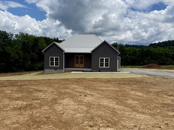 200 Dement Road , Normandy, TN 37360