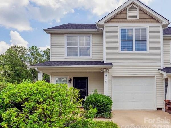 6726 Vlosi Drive, Charlotte, NC 28226