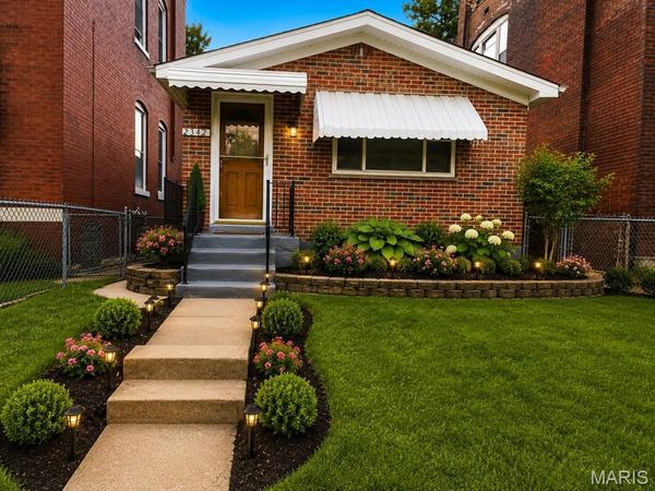 2342 Virginia Avenue, St Louis, MO 63104