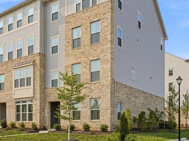 24274 THURSO SQUARE, DULLES, VA 20166