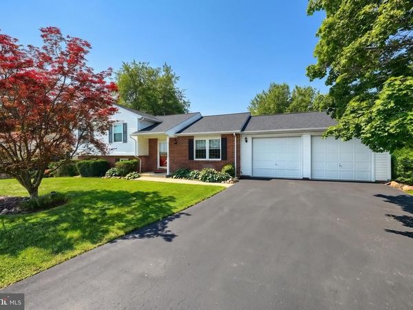 525 BASEHOAR SCHOOL ROAD, LITTLESTOWN, PA 17340