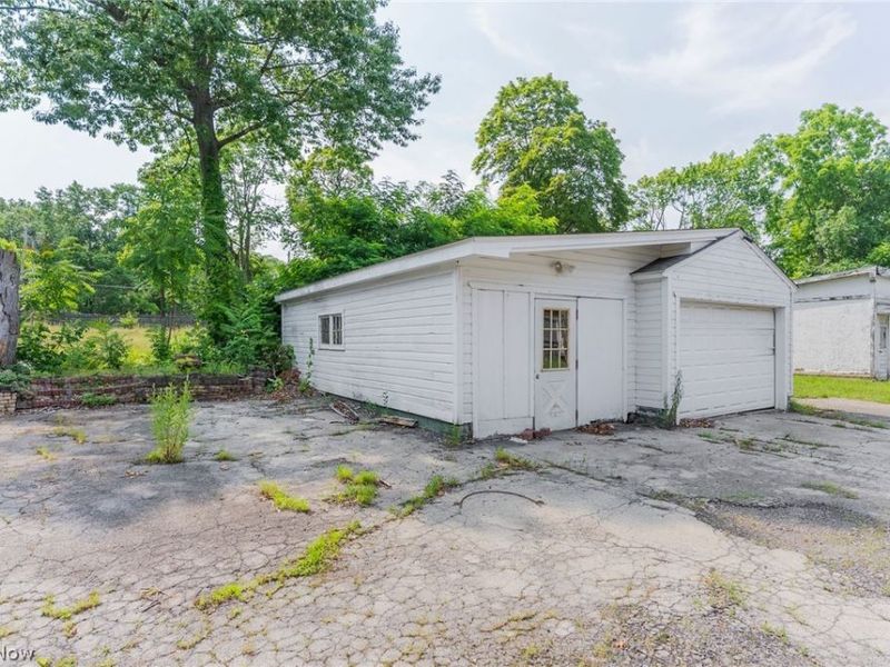 1332 Elm Street, Youngstown, OH 44505 Photo 34