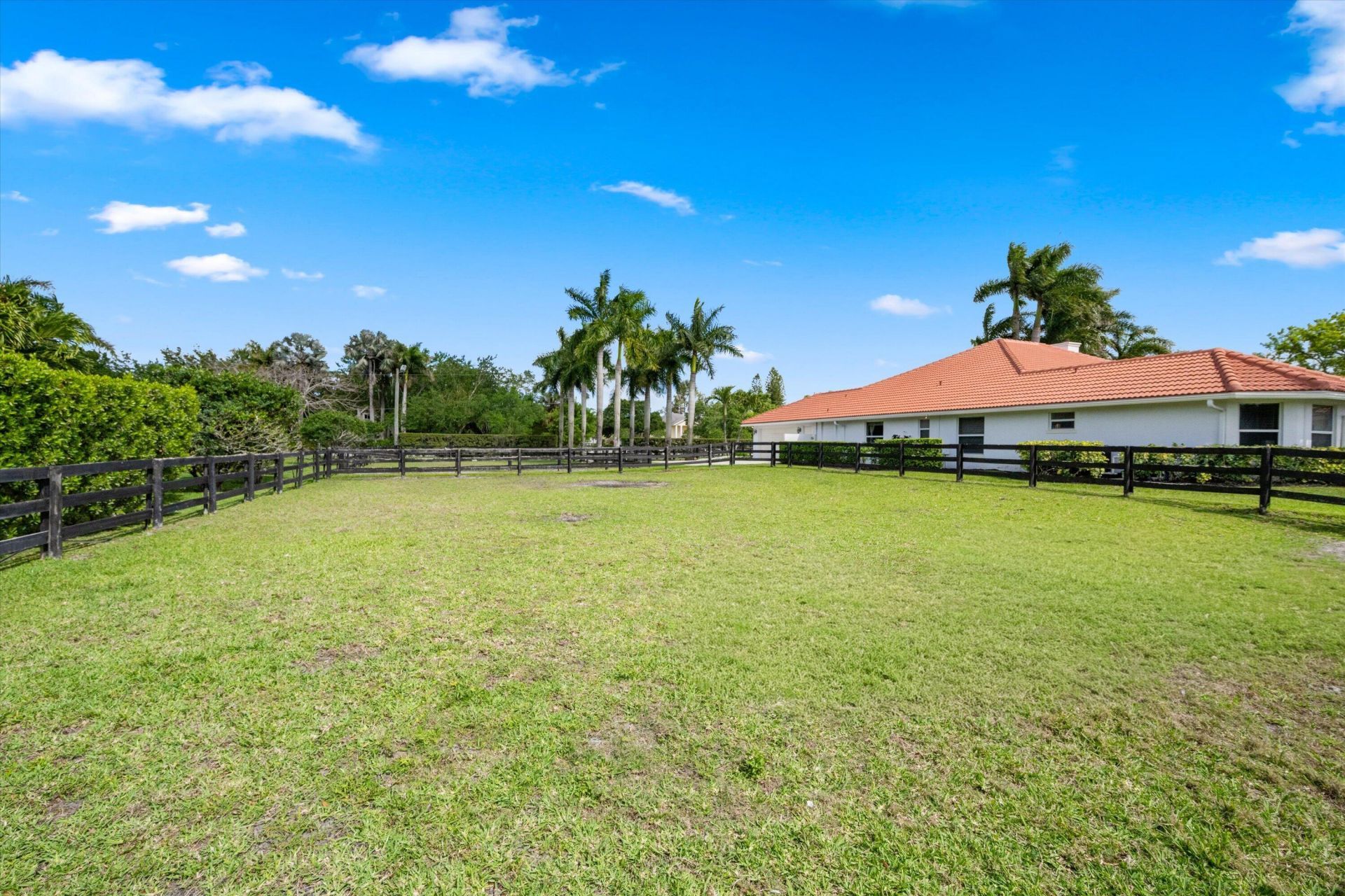 14594 Draft Horse Lane, Unit Barn, Wellington, FL 33414 Photo