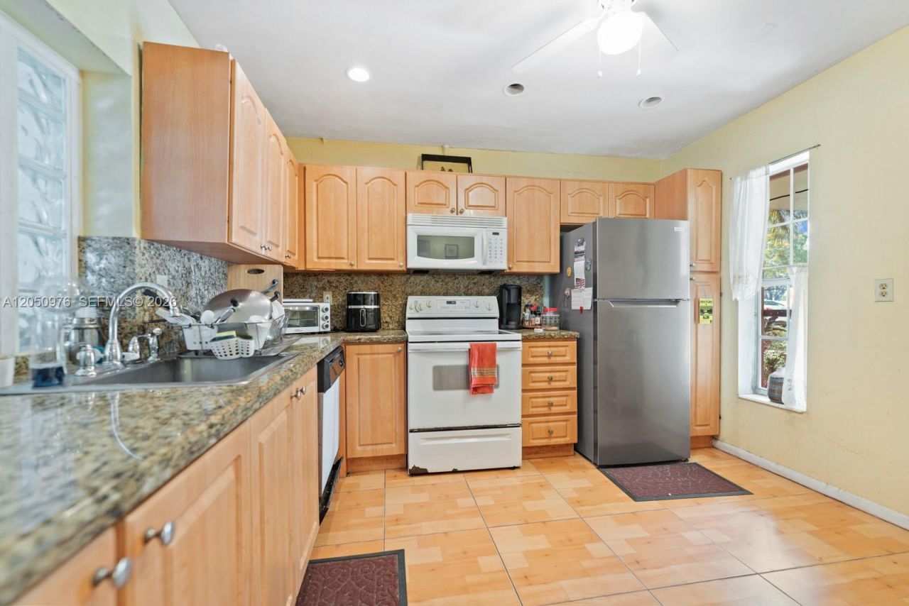 11326 SW 169th St , Unit V3944, Miami, FL 33157 Photo