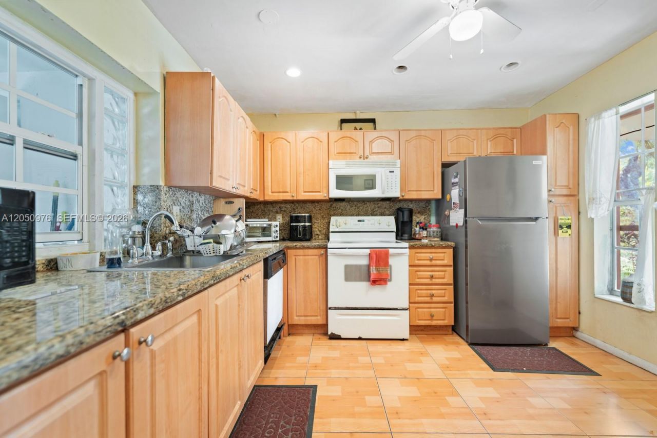11326 SW 169th St , Unit V3944, Miami, FL 33157 Photo