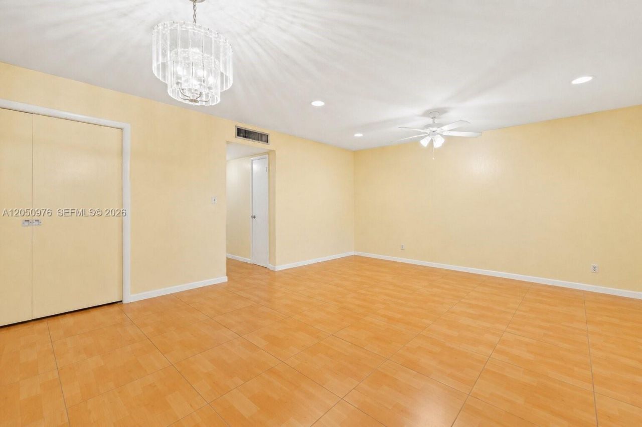 11326 SW 169th St , Unit V3944, Miami, FL 33157 Photo