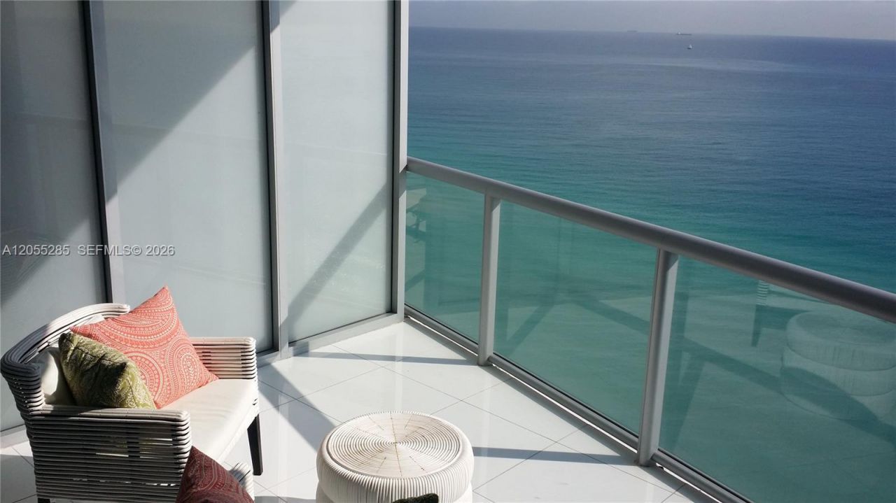 17121 Collins Av , Unit 2306, Sunny Isles Beach, FL 33160 Photo