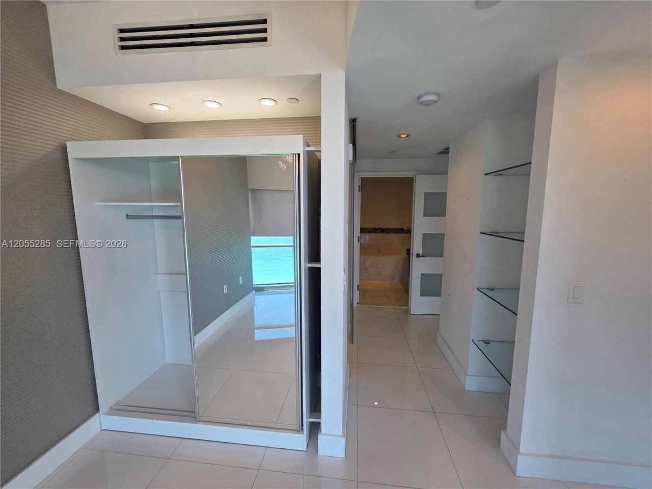 17121 Collins Av, Unit 2306, Sunny Isles Beach, FL 33160 Photo