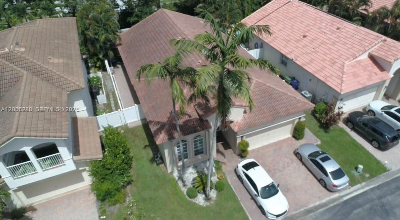1773 NW 72nd Way , Pembroke Pines, FL 33024 Photo