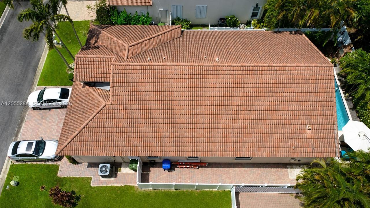 1773 NW 72nd Way , Pembroke Pines, FL 33024 Photo