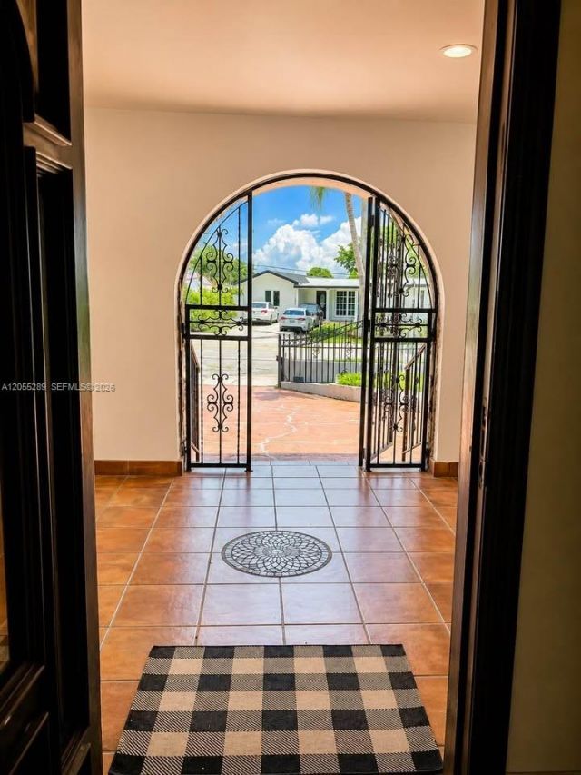 11220 SW 47th Ter, Miami, FL 33165 Photo