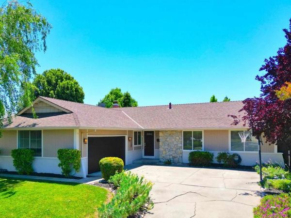 637 Dover Way , Livermore, CA 94551