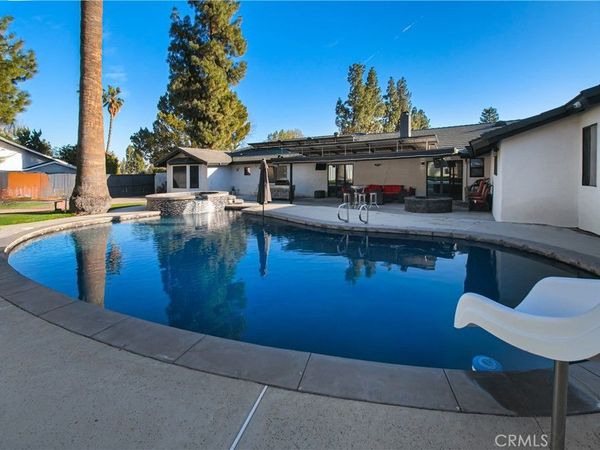 19501 Vintage Street , Northridge, CA 91324