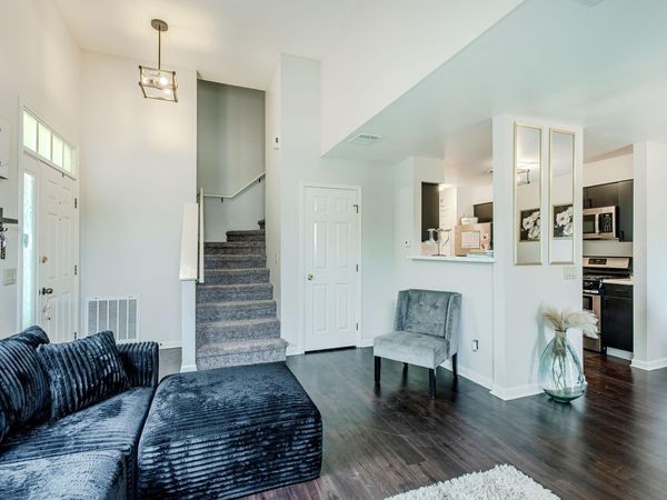 2958 HOLBORN Circle, Madison, WI 53718