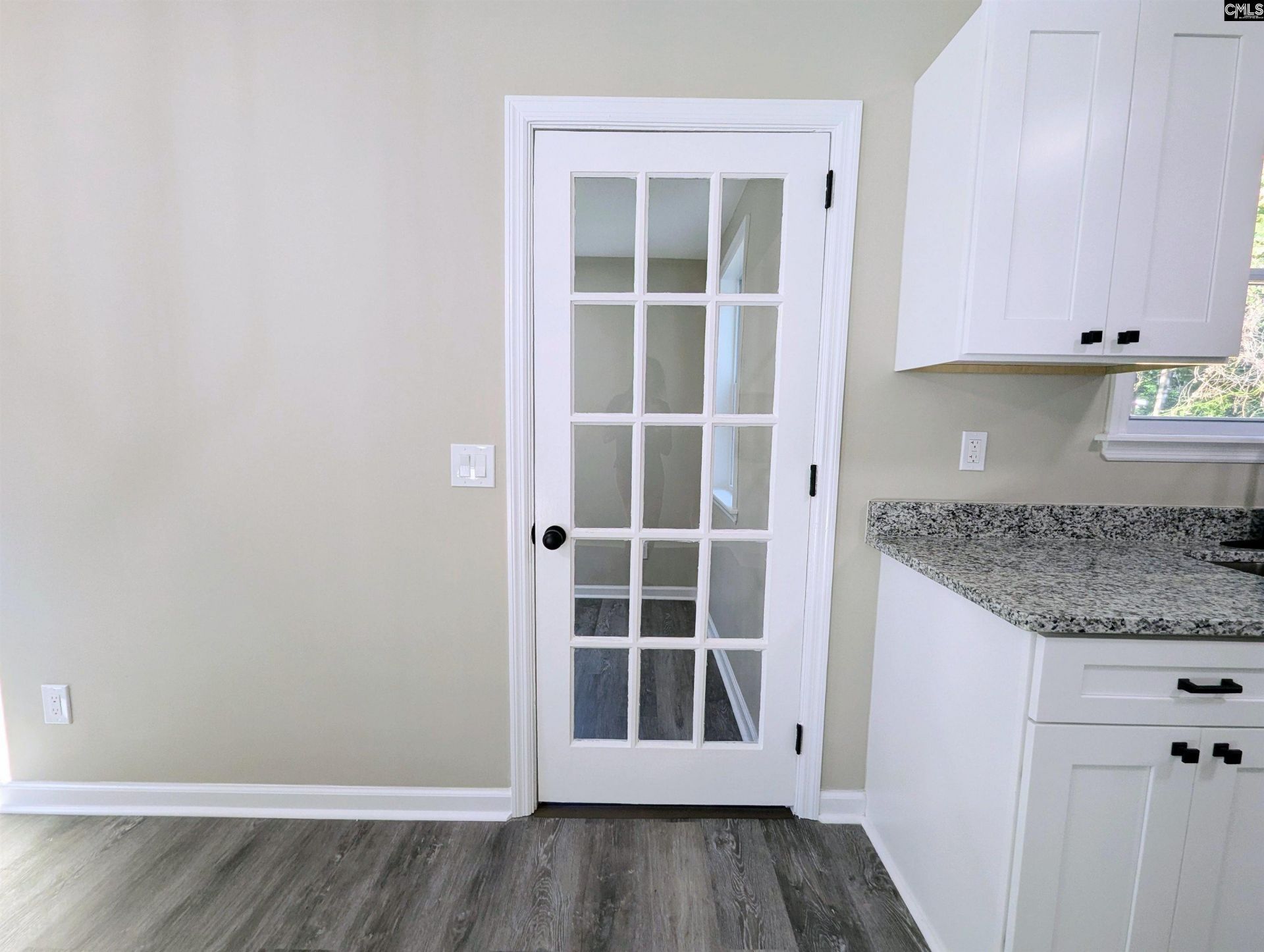 5112 Burke Avenue  Photo 13