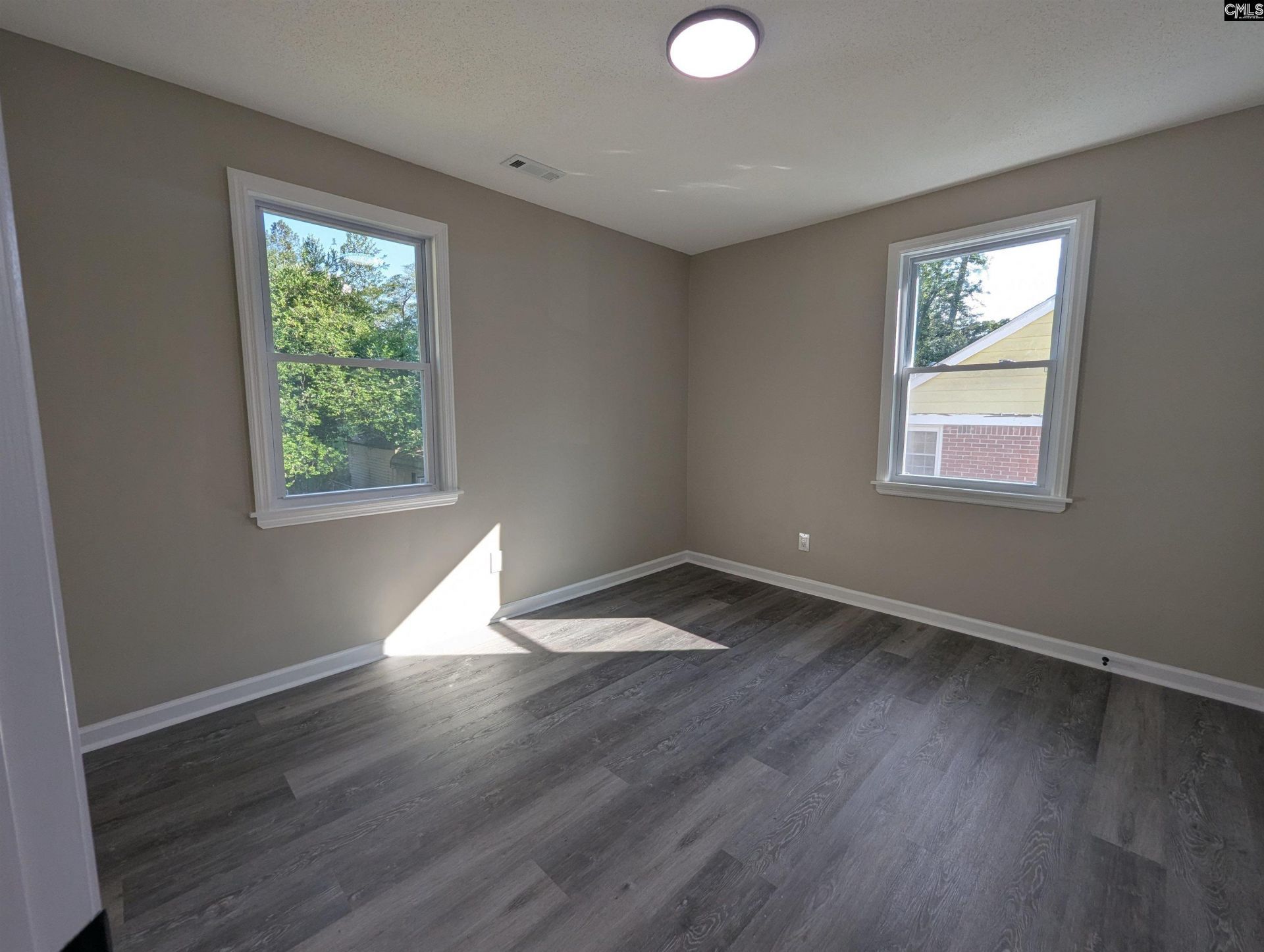 5112 Burke Avenue  Photo 19