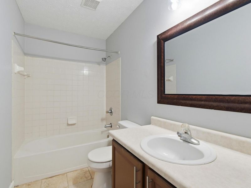 4598 Parkwick Drive, Columbus, OH 43228 Photo 24