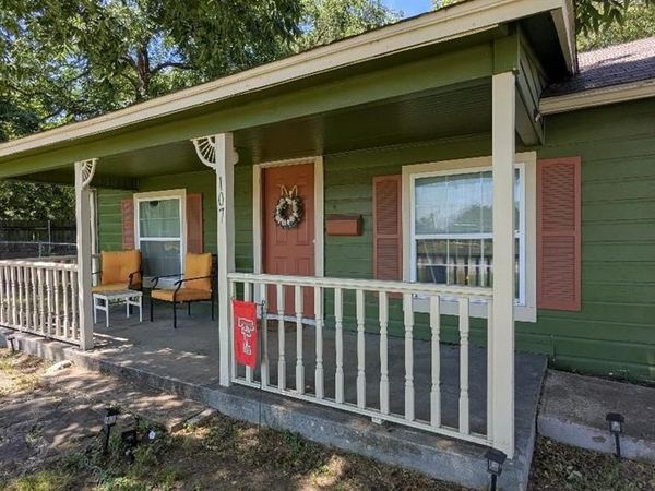 107 Brown Street, Mansfield, TX 76063