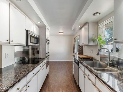 3305 Idlewild Drive, Reno, NV 89509 Photo