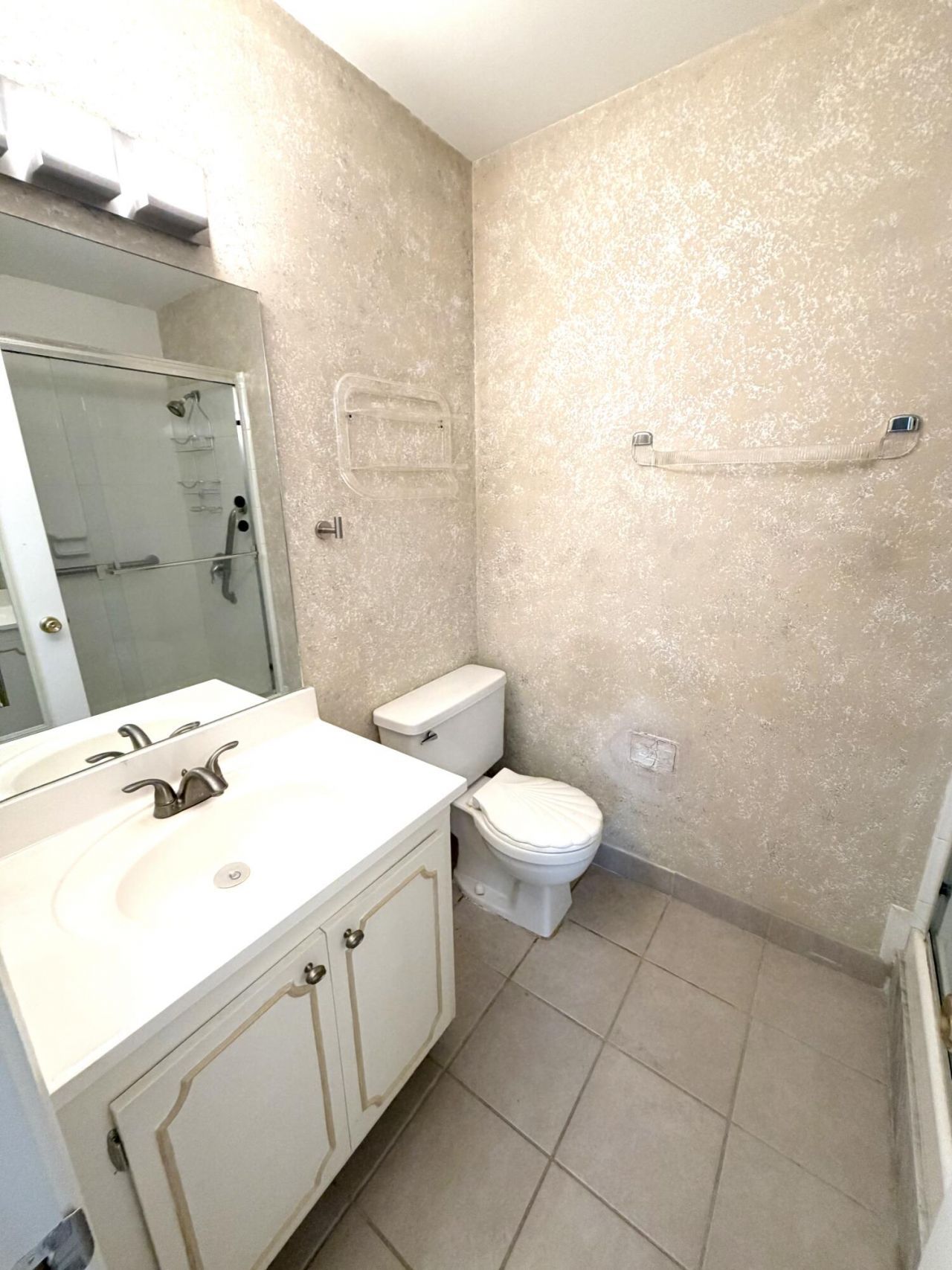 2541 Red Hibiscus Boulevard, Unit 31-B, Delray Beach, FL 33445 Photo