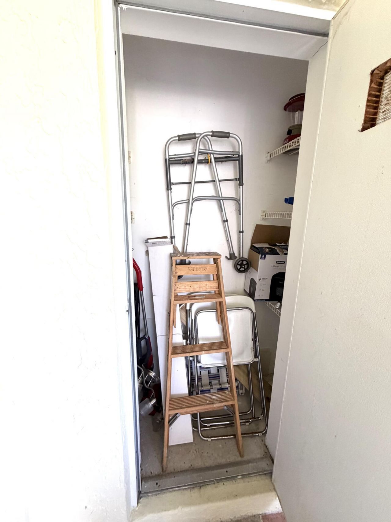 2541 Red Hibiscus Boulevard, Unit 31-B, Delray Beach, FL 33445 Photo