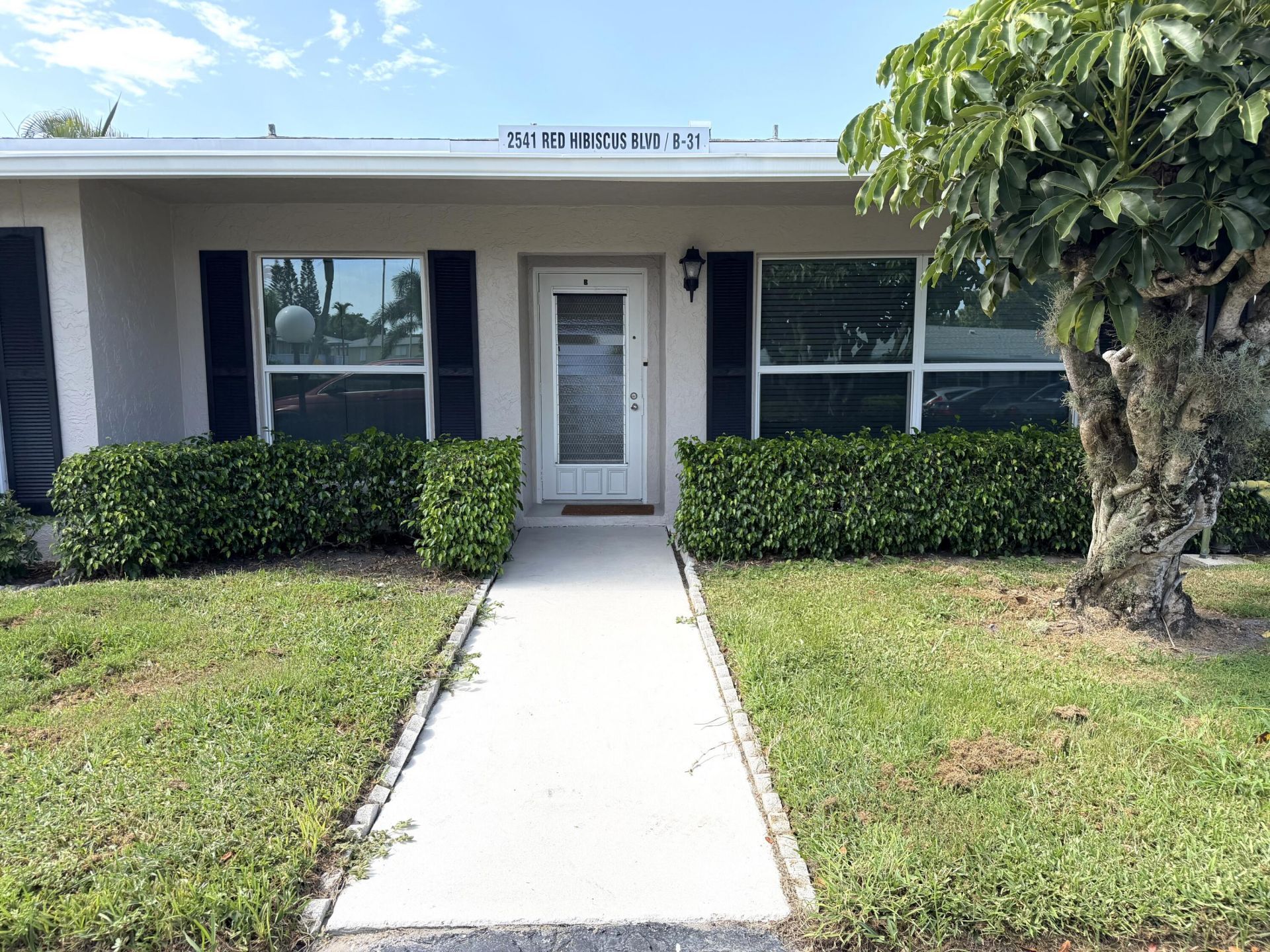 2541 Red Hibiscus Boulevard, Unit 31-B, Delray Beach, FL 33445 Photo