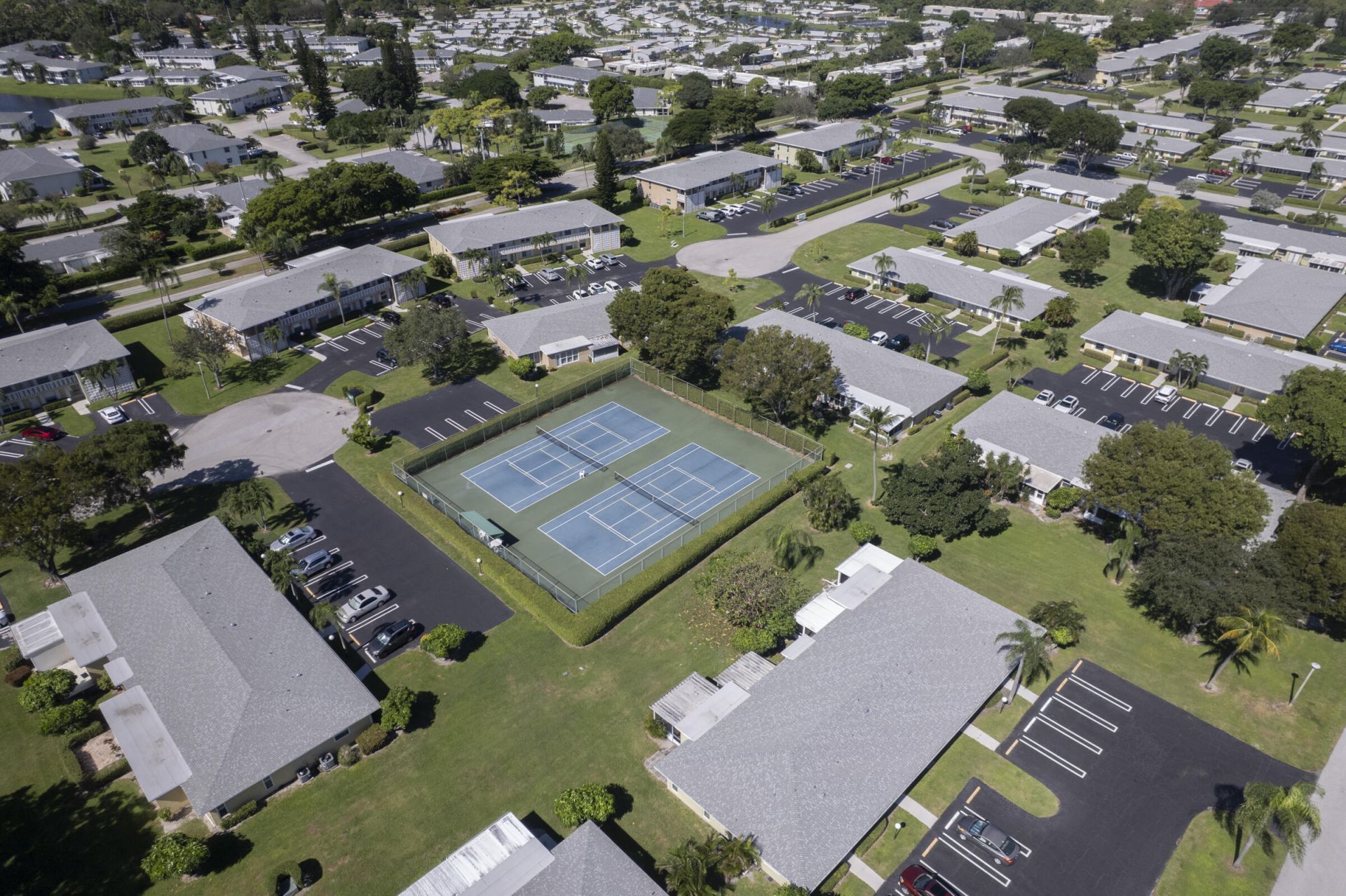 2541 Red Hibiscus Boulevard, Unit 31-B, Delray Beach, FL 33445 Photo