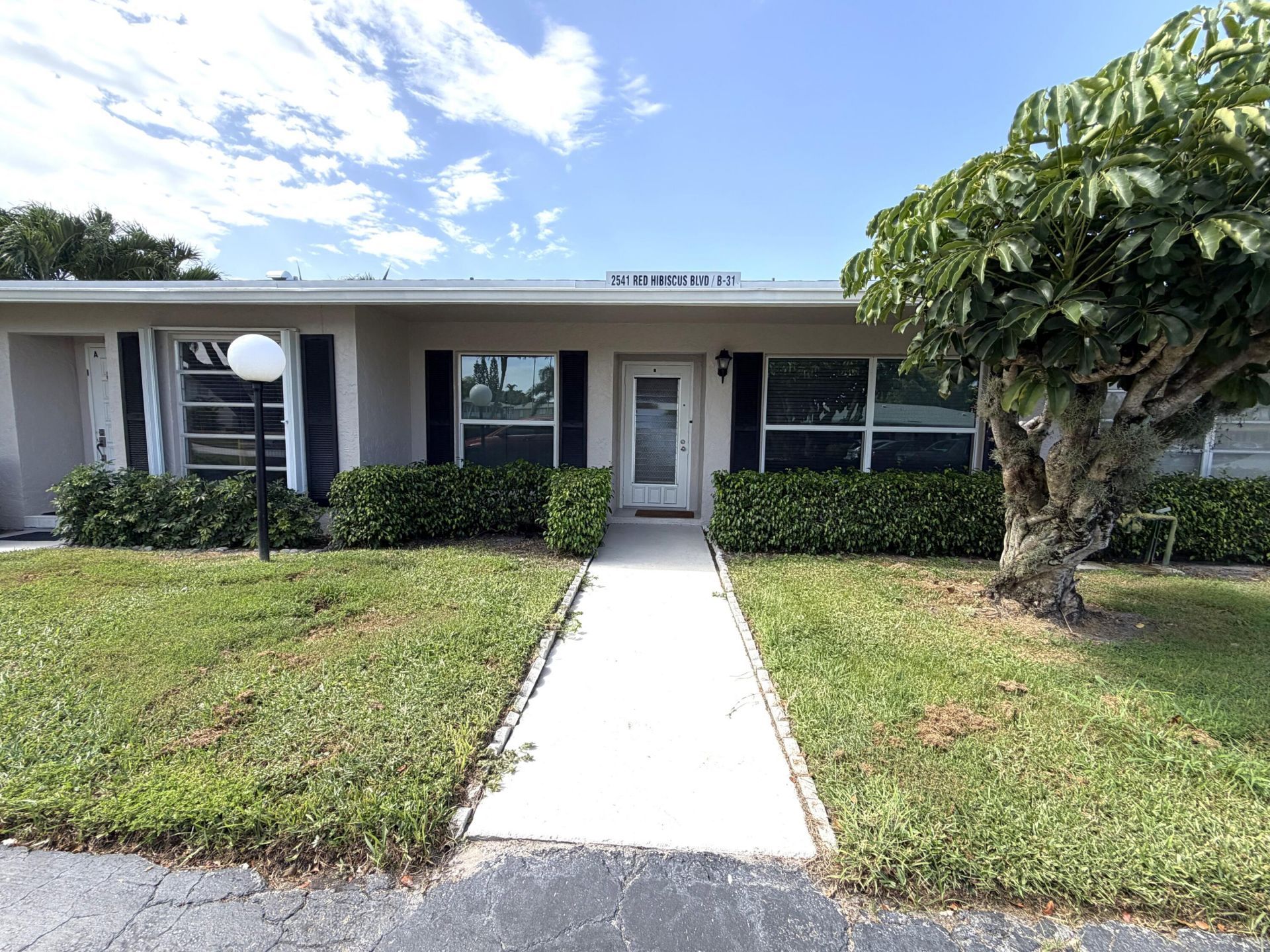2541 Red Hibiscus Boulevard, Unit 31-B, Delray Beach, FL 33445 Photo