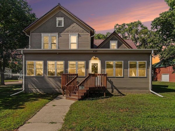 420 W 7th St, Canton, SD 57013