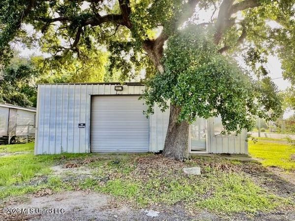 2725 26th Avenue, Gulfport, MS 39501