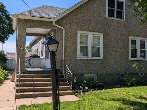 1614 7th Street , Peru, IL 61354