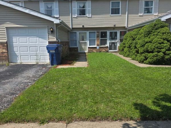 2620 E Martha Place , Burnham, IL 60633