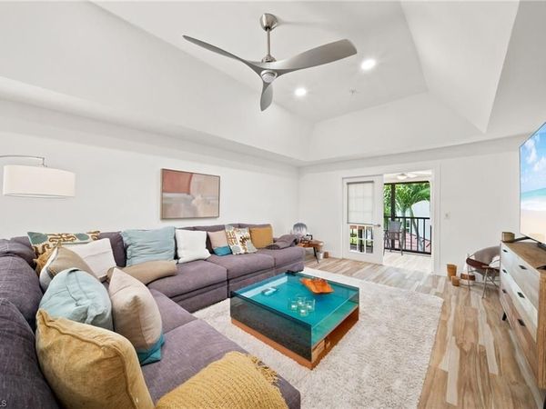 544 10th AVE S, Unit 202N, NAPLES, FL 34102