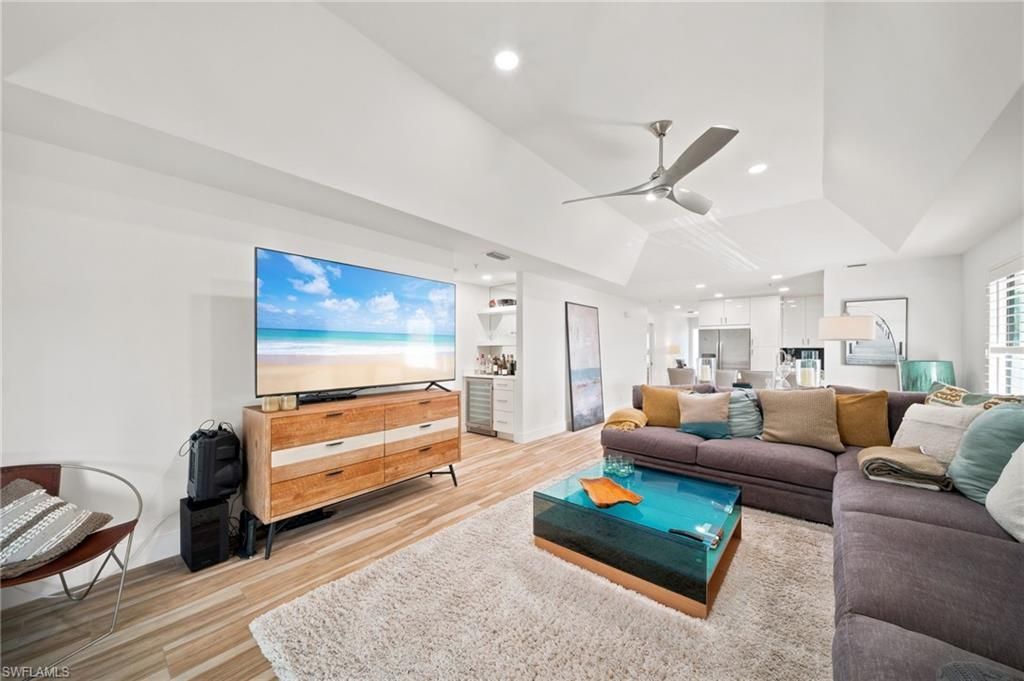 544 10th Ave S, Unit 202N, Naples, FL 34102 Photo