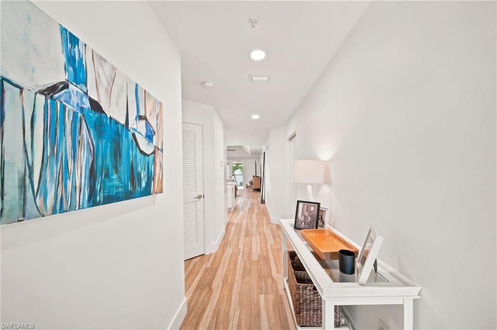 544 10th Ave S, Unit 202N, Naples, FL 34102 Photo