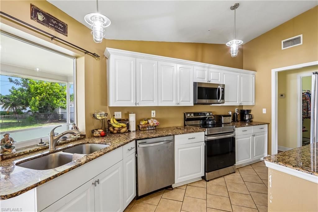 732 Tower Dr , Cape Coral, FL 33904 Photo